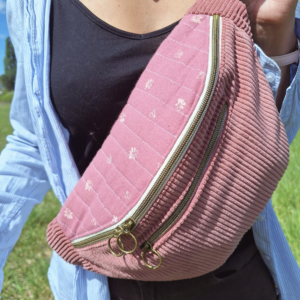 Banane vieux rose et fleurs